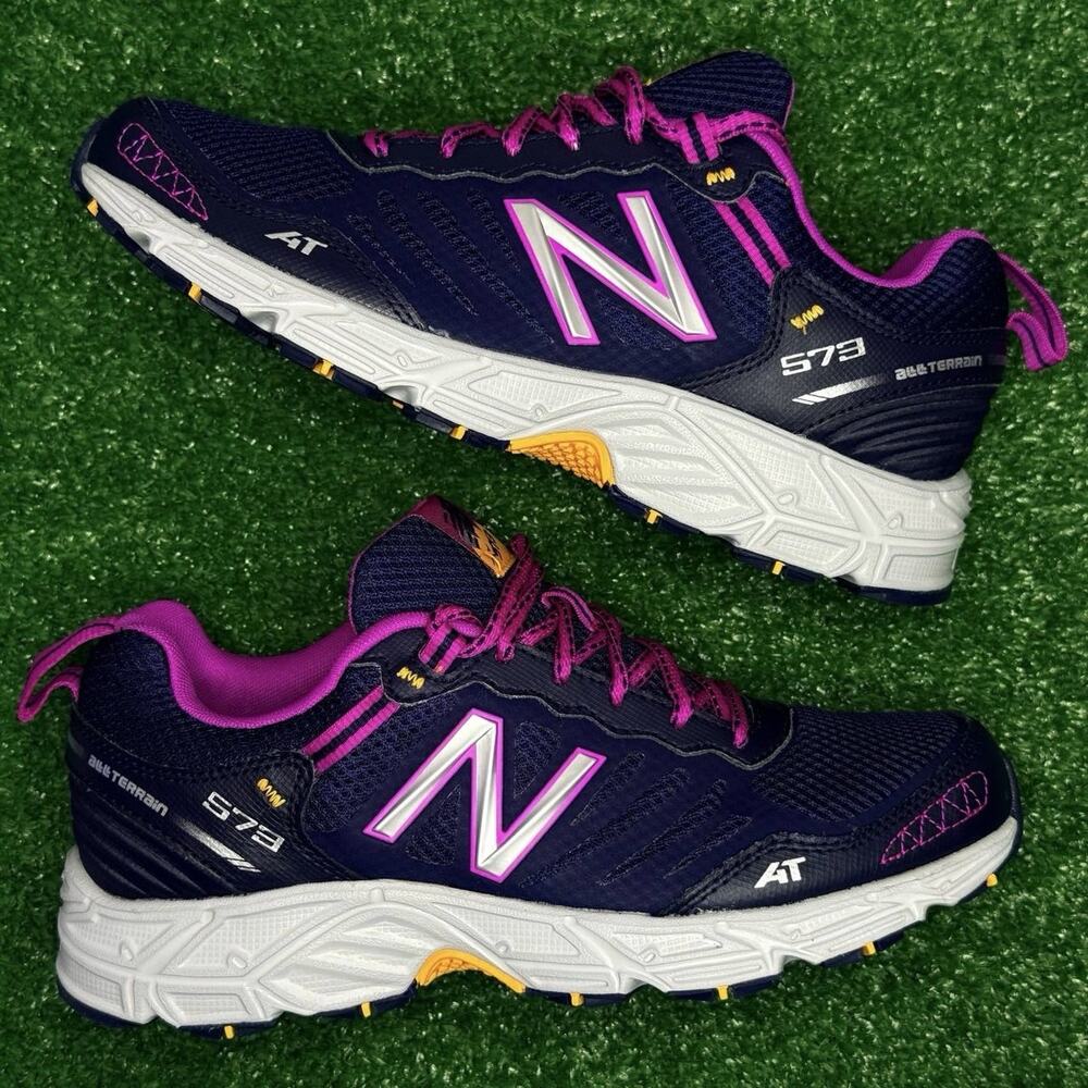 New Balance 573 All Terrain Trail Running Shoes Women’s Size 9 Sneakers EUC